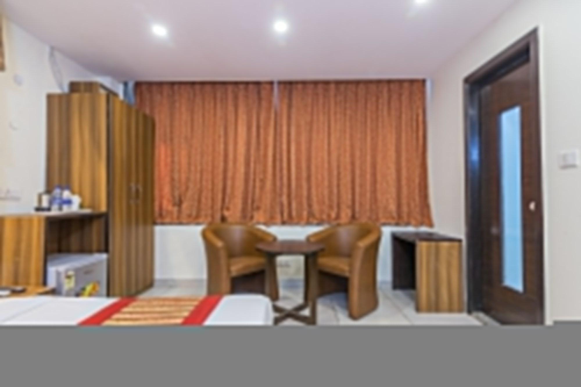Rupam Hotel Delhi  Exterior foto